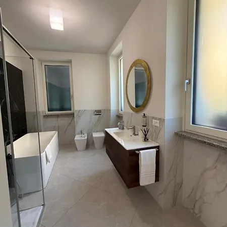 Appartamento Lake Como Aparthotel Cernobbio