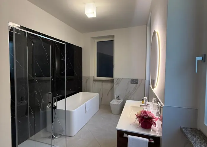 Lake Como Aparthotel Cernobbio