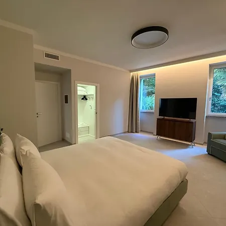 Lake Como Aparthotel Cernobbio Apartment Cernobbio