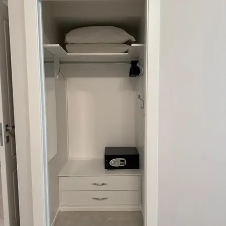 Lake Como Aparthotel Cernobbio 3*