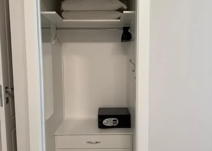 Lake Como Aparthotel Cernobbio 3*