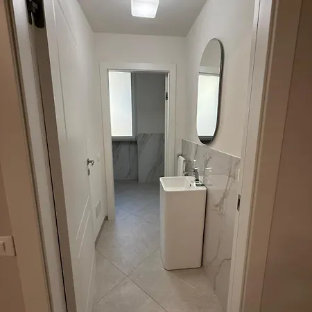 Lake Como Aparthotel Cernobbio 3*