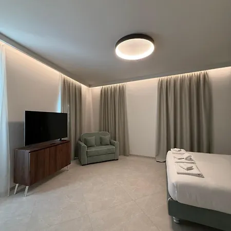 Lake Como Aparthotel Cernobbio Apartment 3*